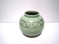 特-２７７　青磁小丸壺