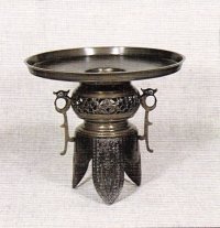 銅器　薄端 尺０ 剣足透し　