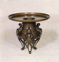 銅器　薄端 尺０・尺１ 三羽鳳凰　