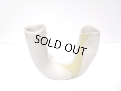 画像9: 特-４８３　手作り クリームＵ字ひねり花器