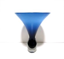 他の写真1: ガラス花器　涼４-３Ａ　ブルーしらとり型