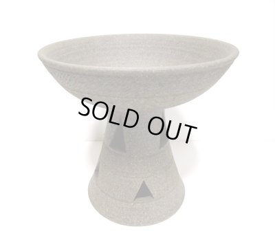 画像4: 手造り 焼締透かし高台盃型　T-２９－４７