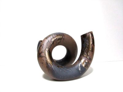 画像6: 黒焼〆金彩流し変型パイプ花器　T-２９-６０