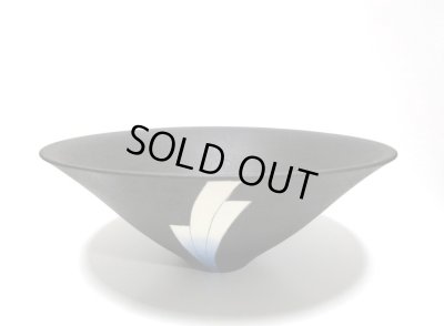 画像10: 一品作　黒１３号大鉢浅型花紋　T-２９－７５