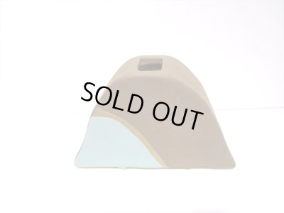 画像3: 特-５３３　手作り黄土色山型花器