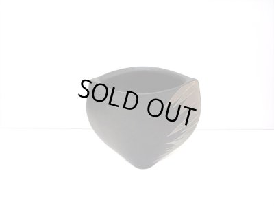 画像3: 一品作　艶消し黒偏壷　草葉文様　T-３０－１５Ａ