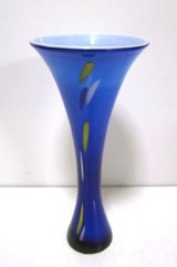 ガラス花器　涼４-４A ブルー竹葉型