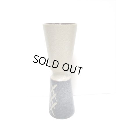 画像7: ベージュ淡雪杵型花器　T-３０-３７