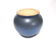 他の写真3: 一品作　手造り藍色８.５号丸壺型花器　T-３０－４６