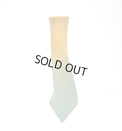 画像7: 特-５８２　ミントグリーン三角ネジリ花器