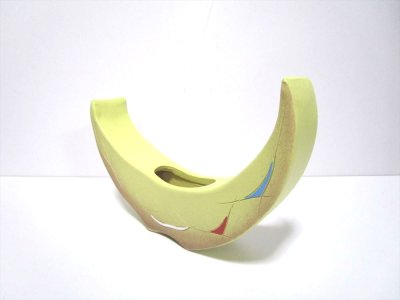 画像8: 特-５７８　作家物手造り黄色半月型花器　