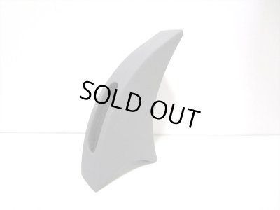 画像10: 手造りグレイ変型扇型花器（縦横兼用）　T-３１-２４