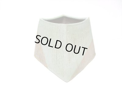 画像8: 一品作　手造り草色７.５号台形花器（小）　T-３１－５１