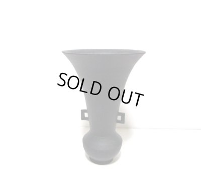 画像8: 作家物たて花　艶消し黒耳付角蕪型　T-０３－８