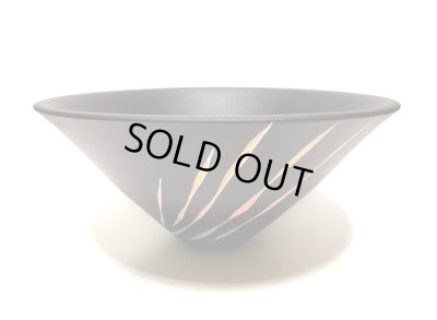 画像12: 一品作　黒１３.５号大鉢　花火文様　T-０３－１６