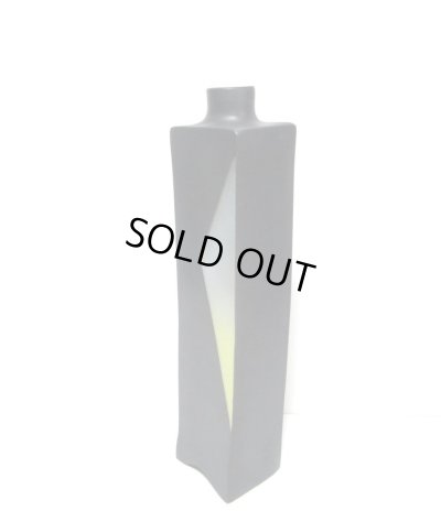 画像8: 一品作　黒角型長花瓶　T-０４-１５