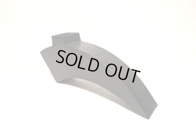 画像4: 特-７３１　作家物手造り黒扇型ブリッジ花器