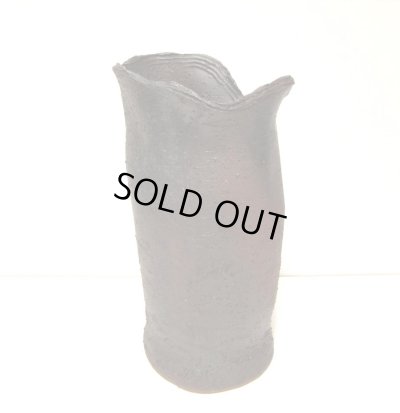 画像7: 特-７３４　手造り黒イブシひねり変形花器