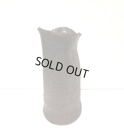 画像4: 特-７３４　手造り黒イブシひねり変形花器