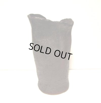 画像5: 特-７３４　手造り黒イブシひねり変形花器