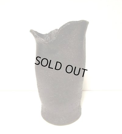 画像9: 特-７３４　手造り黒イブシひねり変形花器