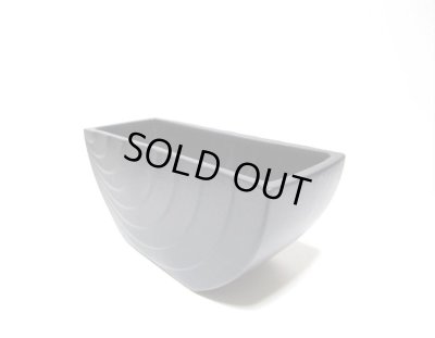 画像8: 黒マット波紋９号半円花入れ ルーナ　T-０５－２９