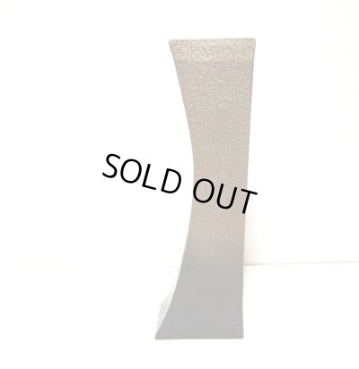 画像7: 作家物　ブラウン布目弓形角花器　T-０５-３８