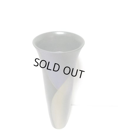 画像4: 艶消し黒ネズ色１２.５号丸細長立華瓶　T-０６－３９