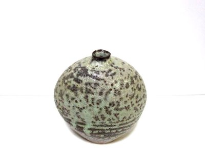 画像3: 特-７６９　手造り緑灰釉流し５.５号丸型細口花器