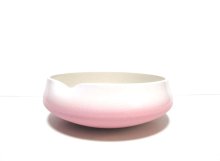 他の写真1: 白/ピンク８号ひねり丸鉢　T-０７－０４