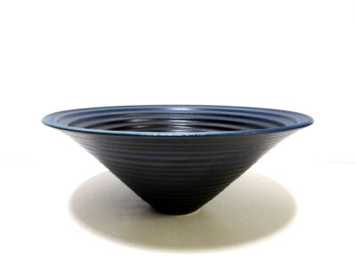 画像2: 藍色／黒ツートーン１１号丸段付反型鉢　T-０７－２５