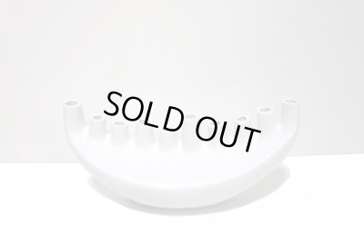 画像9: 白ツヤ１０号舟型１０口花器　T-０７-３９