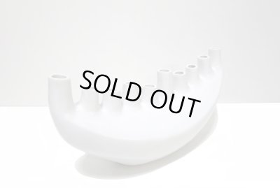 画像8: 白ツヤ１０号舟型１０口花器　T-０７-３９