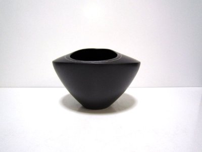 画像1: 黒半球形花器（大）　T-２３－７６