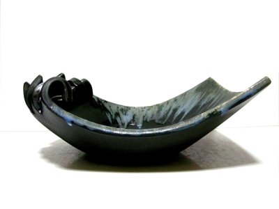 画像1: 特-４７５　手作り黒ビードロ流し片巻角皿鉢　