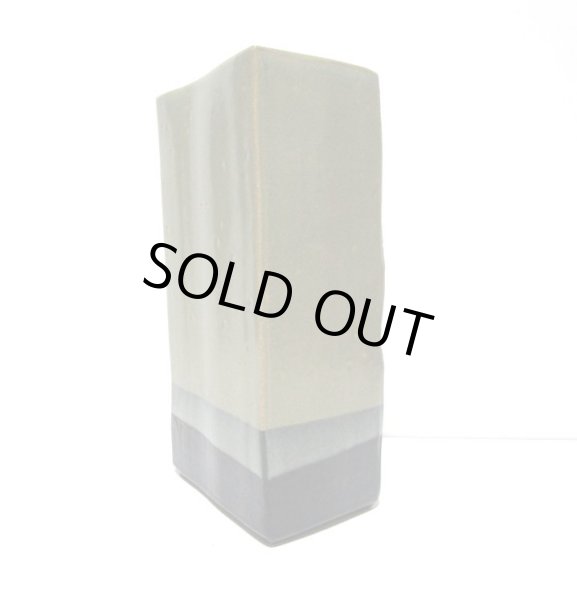 画像7: 特-５０１　手作りうぐいす色角型花器 (7)