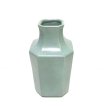画像2: 特-５９１　青磁色正角角切花瓶 (2)